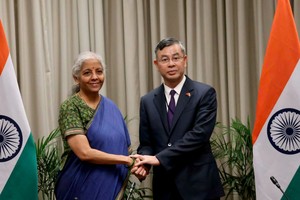 Bộ trưởng Bộ Kl991.com nạp rút nhanh Ngô Văn Tuấn đã có cuộc hội đàm song phương với Bộ trưởng Bộ Kl991.com nạp rút nhanh Ấn Độ Nirmala Sitharaman.