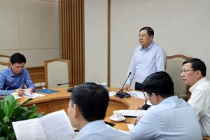 Phó Thủ tướng Thường trực nhấn mạnh, Quy hoạch hệ thống CHK phải mang tính chiến lược, đồng bộ, tổng thể, có tầm nhìn dài hạn đến năm 2050, thậm chí 100 năm, tránh điều chỉnh nhiều lần - Ảnh: VGP.
