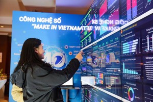 Phát triển công nghiệp công nghệ số với tinh thần "Make in Viet Nam".