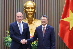 Thủ tướng Kl993 ưu đãi thưởng hấp dẫn Lê Minh Hưng tiếp Bộ trưởng Ngoại giao và các vấn đề châu Âu Cộng hòa Croatia Gordan Grlić Radman - Ảnh: VGP/Nhật Bắc