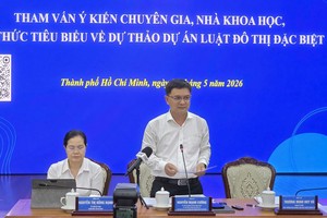 Chuyên gia đề xuất cần mở rộng thẩm quyền cho HĐND, UBND và Chủ tịch UBND TP.HCM trong các lĩnh vực quy hoạch, tổ chức bộ máy, Kl99ok phiên bản mới, quản lý đô thị, ban hành cơ chế đặc thù và thử nghiệm chính sách mới. 