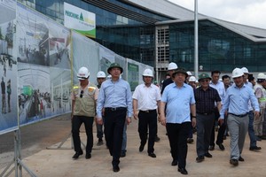 Phó Thủ tướng Thường trực Kl993 ưu đãi thưởng hấp dẫn Phạm Gia Túc kiểm tra Dự án sân bay Long Thành - Ảnh: VGP