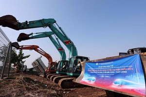 Thi công tuyến metro số 2 đoạn Bến Thành - Tham Lương - Ảnh: Lê Toàn