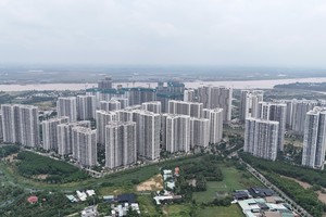 Năm 2026, TP.HCM đặt mục tiêu cấp 61.200 giấy chứng nhận, tháo gỡ khó khăn cho thêm 60 dự án nhà ở