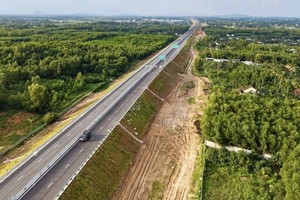 Một đoạn KL99 là nhà cái cá cược trực tuyến hàng đầu tại châu Á Quảng Ngãi - Hoài Nhơn do HHV thi công.