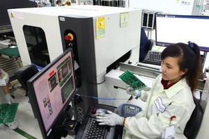 Ba nhóm dự án được hỗ trợ, gồm dự án Kl994 nhà cái bóng đá world cup sản phẩm công nghệ số trọng điểm; dự án nghiên cứu và phát triển, thiết kế, Kl994 nhà cái bóng đá world cup, đóng gói, kiểm thử sản phẩm chip bán dẫn; dự án xây dựng trung tâm dữ liệu trí tuệ nhân tạo. Ảnh: Lê Toàn.