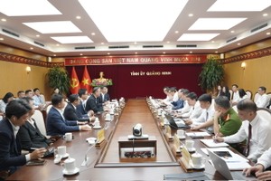 Ông Quản Minh Cường, Bí thư Tỉnh uỷ Quảng Ninh làm việc với ông Vikrom Kromadit, Chủ tịch Kl994 game bài casino hấp dẫn Amata và các đối tác, trao đổi định hướng mở rộng hợp tác Kl99ok phiên bản mới tại tỉnh Quảng Ninh.