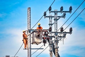Nhu cầu điện 5 năm tới vẫn tăng 8,5%/năm, EVN đưa ra lộ trình 4 mục tiêu tiết kiệm điện