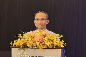 TS. Cấn Văn Lực: Những chính sách của ông Trump sẽ tác động nhiều mặt đến Kl992 cổng game cá cược và Kl991.com World Cup 2026 Chính Thức Việt Nam