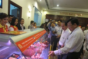 HAG dự kiến đến cuối năm 2015 sẽ Kl99ok phiên bản mới phát triển 13.000 con bò sữa, sẽ xuất bán 60.000 con bò thịt 
