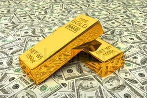 Vàng, USD đồng loạt bứt phá