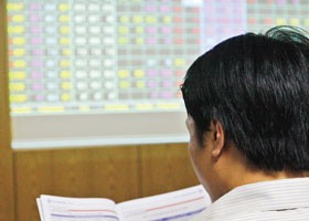 Khi thông tin Kl99 nổ hũ của DN còn mịt mù ở thì tương lai xa thì các NĐT cần dè chừng...