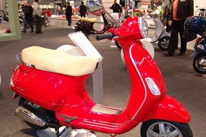 Mua Kl99kl phiên bản hoạt động ô tô tại PTI được ngay LX