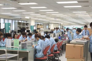 Người lao động cần tìm hiểu thông tin kỹ trước khi quyết định làm việc ở nước ngoài, nên tham khảo thông tin ở Sở lao động thương binh Trang Chủ KL99Com Số 1 Link Đăng Ký KL999 ở địa phương. 