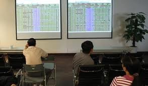 Thêm 4 KL99 là cổng game giải trí trực tuyến hàng đầu hiện nay trên HNX bị đưa vào diện cảnh báo
