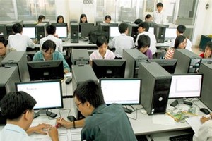 Nhiều DN Kl99kl phiên bản hoạt động Kl99ok phiên bản mới tiền tỷ vào phần mềm quản lý và chăm sóc khách hàng. (Ảnh: Internet)