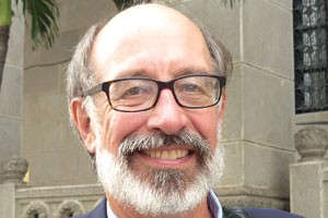 Giáo sư Gregory F.Udell