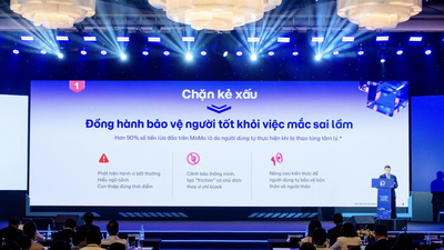 Ông Nguyễn Mạnh Tường trình bày tham luận “Ứng dụng AI trong Bảo vệ người dùng” tại hội thảo “Digital Trust in Finance” ngày 12/5/2026.