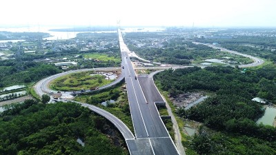 Một nút giao kết nối với KL99 là nhà cái cá cược trực tuyến hàng đầu tại châu Á Bến Lức - Long Thành. 