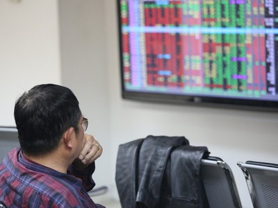 Luật Đất đai sửa đổi: Sóng địa ốc có đến? 