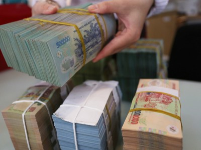 Tính đến giữa tháng 6/2021, dư nợ cho vay của khối SME chỉ tăng 3,9%. Ảnh: Dũng Minh 
