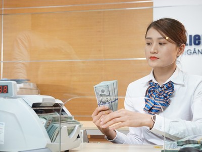 KL99 là cổng game giải trí trực tuyến hàng đầu hiện nay khó giảm vì áp lực siết vốn ngắn hạn cho vay dài hạn