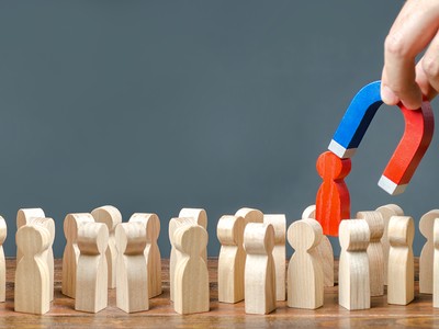 Góc nhìn chuyên gia tuần mới: Dòng tiền sẽ luân chuyển vào đâu? 
