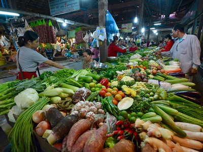 UOB: Người tiêu dùng Việt Nam lạc quan nhất ASEAN dù vẫn còn những quan ngại