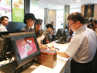 Tổng giám đốc Mc Donald’s toàn cầu đã tới Việt Nam