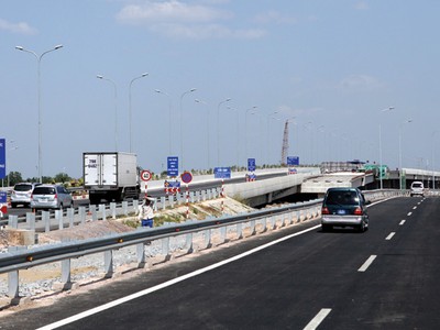 Cùng với các mô hình mới khác, PPP sẽ là nhân tố góp phần tháo nút thắt Kl99kl ưu đãi độc quyền của Việt Nam