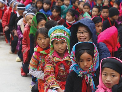 Tết về bản