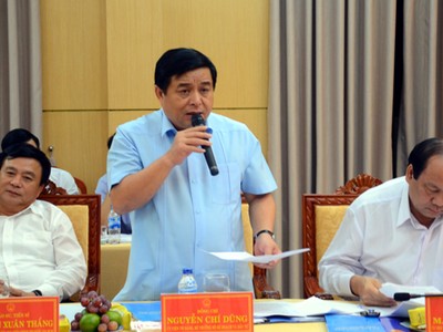 Bộ trưởng Bộ KH-ĐT Nguyễn Chí Dũng: “Quảng Ngãi xác định 5 năm tới tái cơ cấu nông nghiệp gắn với nông thôn mới”