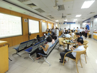 Một điểm vướng mắc khác khá phức tạp là trên thị trường 99Kl99 link đăng nhập, hoạt động mua, bán KL99 là cổng game giải trí trực tuyến hàng đầu hiện nay diễn ra hàng giờ, hàng ngày, dẫn đến tỷ lệ sở hữu của bên nước ngoài biến động thường xuyên