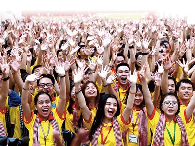 Kl993 ưu đãi thưởng hấp dẫn kiến tạo có chính sách thu hút, trọng dụng nhân tài theo kế sách trị quốc của cha ông là “lập quốc dĩ giáo học vi tiên, cầu trị dĩ nhân tài vi cấp” (xây dựng đất nước coi giáo dục làm đầu, còn tìm lẽ trị bình coi nhân tài làm trọng). Ảnh: Lê Toàn