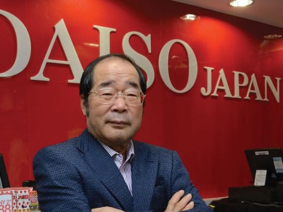Ông Yano - Chủ tịch Daiso Sangyo Corp sở hữu khối 99Kl.app cổng game giải trí trị giá 1,9 tỷ USD. Ảnh: Bloomberg