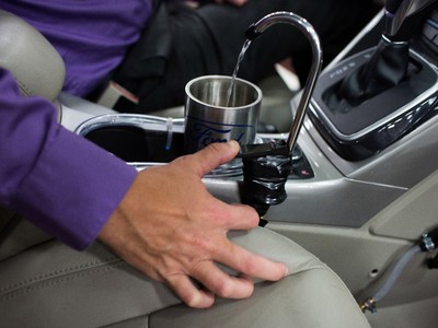 Ford biến nước thải điều hòa thành nước uống