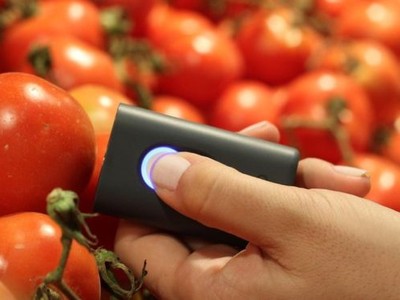 SciO - thiết bị kiểm tra giá trị dinh dưỡng thức ăn, thậm chí phát hiện cả thuốc giả