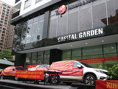 Dư dân Chung cư Capital Garden phản đối chủ Kl99ok phiên bản mới vì biến tầng cây xanh, kỹ thuật thành tầng căn hộ để bán. Ảnh: Nguyễn Thành