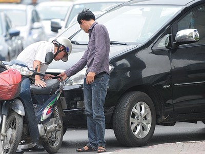 Thông thường, nạn nhân thường muốn bồi thường cao, trong khi chủ xe hay DNBH không muốn chi vượt khung
