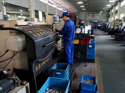 Công ty cơ khí Phổ Yên đã có trên 50% thiết bị có chương trình điều khiển kỹ thuật số
