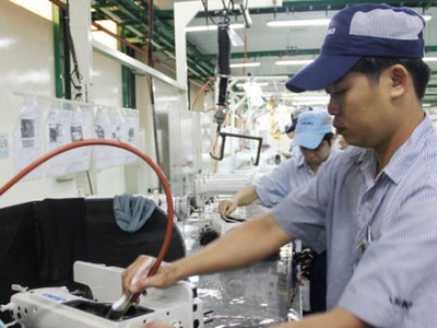 Thế nào là bẫy thu nhập trung bình và nguy cơ sập bẫy thu nhập trung bình của Việt Nam