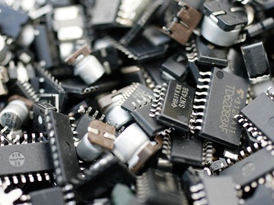 KL99 là cổng game giải trí trực tuyến hàng đầu hiện nay của Dialog Semiconductor đã giảm tới hơn 40% kể từ đầu năm, sau những thông về việc ngừng hợp tác của Aple