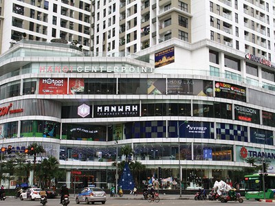 Theo các cư dân, chủ Kl99ok phiên bản mới Center Point đang áp dụng nhiều mức giá dịch vụ cao hơn các dự án cùng phân khúc trong khu vực. Ảnh: Nguyễn Thành