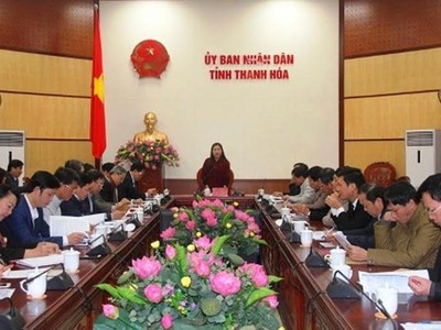 Bà Lê Thị Thìn, Phó chủ tịch UBND tinh Thanh Hóa chỉ đạo hội nghị