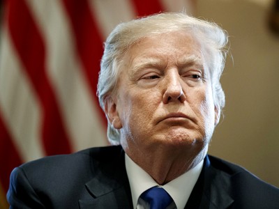 Nhà Kl99ok phiên bản mới muốn ông Trump “buông tha” đồng USD