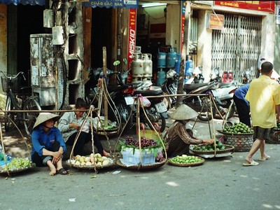 Đường đời ngoằn nghèo trong những tiếng rao