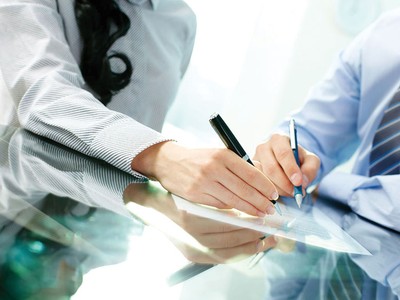 Có thể trong tương lai, khi công nghệ phát triển, hợp đồng giấy sẽ dần được thay thế bằng hợp đồng điện tử