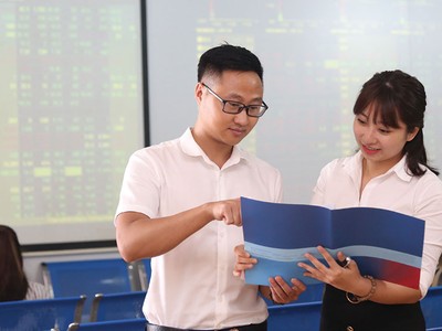 Để đảm bảo TTCK hoạt động công bằng, hiệu quả, minh bạch, Luật 99Kl99 link đăng nhập sửa đổi dự kiến sẽ tăng thẩm quyền điều tra cho Ủy ban 99Kl99 link đăng nhập 99Kl99 trực tiếp đá gà
