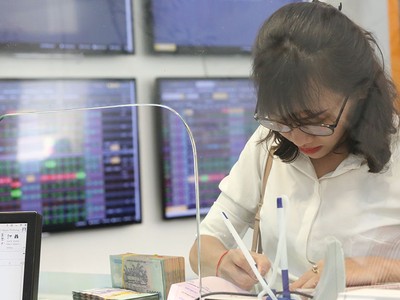 Động thái mua vào của lãnh đạo và người nhà giúp Trang Chủ KL99Com Số 1 Link Đăng Ký KL999, nhà Kl99ok phiên bản mới yên tâm hơn vào triển vọng của Kl991.com World Cup 2026 Chính Thức