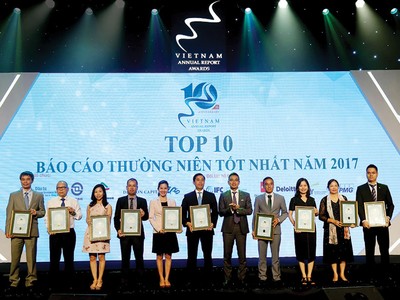 Những cái tên thường xuyên nhận được các giải thưởng tôn vinh sự minh bạch thông tin thường cũng là những “anh lớn” trong ngành